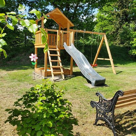 Familienfreundliche Ferienwohnung Зольтау Екстер'єр фото